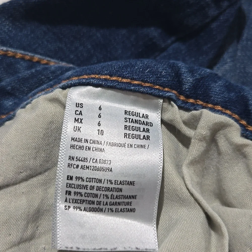 American Eagle Outfitters super stretch women's blue jeans size 6